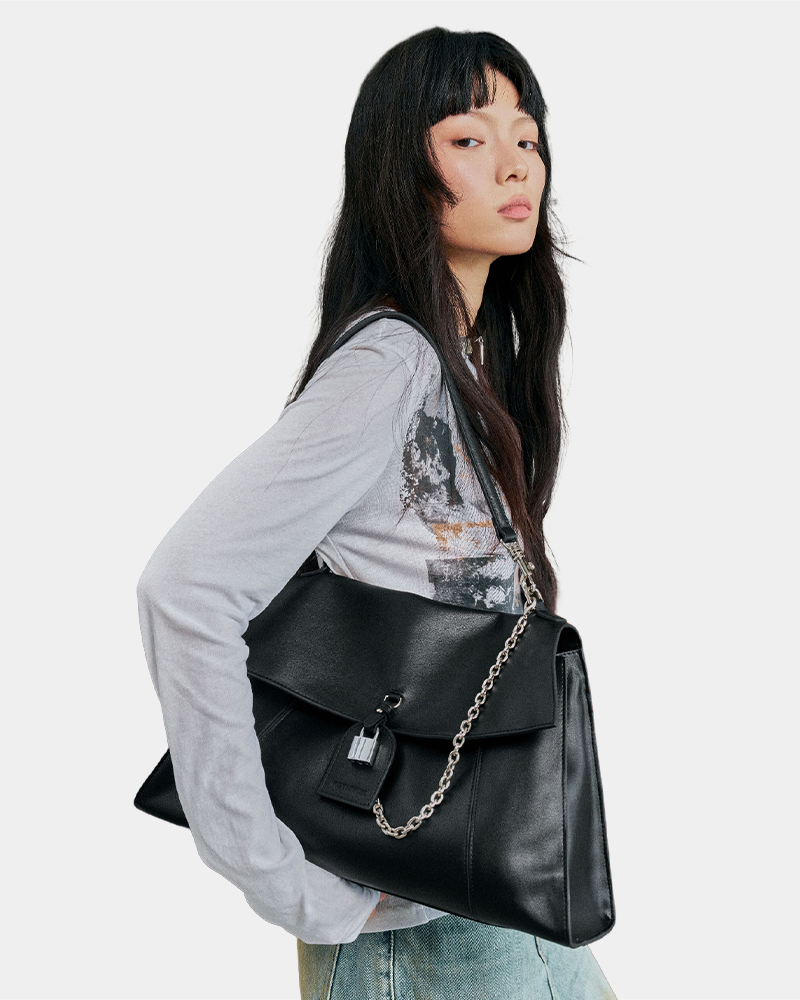 Wandering Shoulder bag