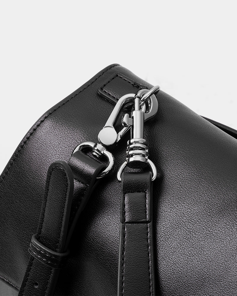 Wandering Shoulder bag