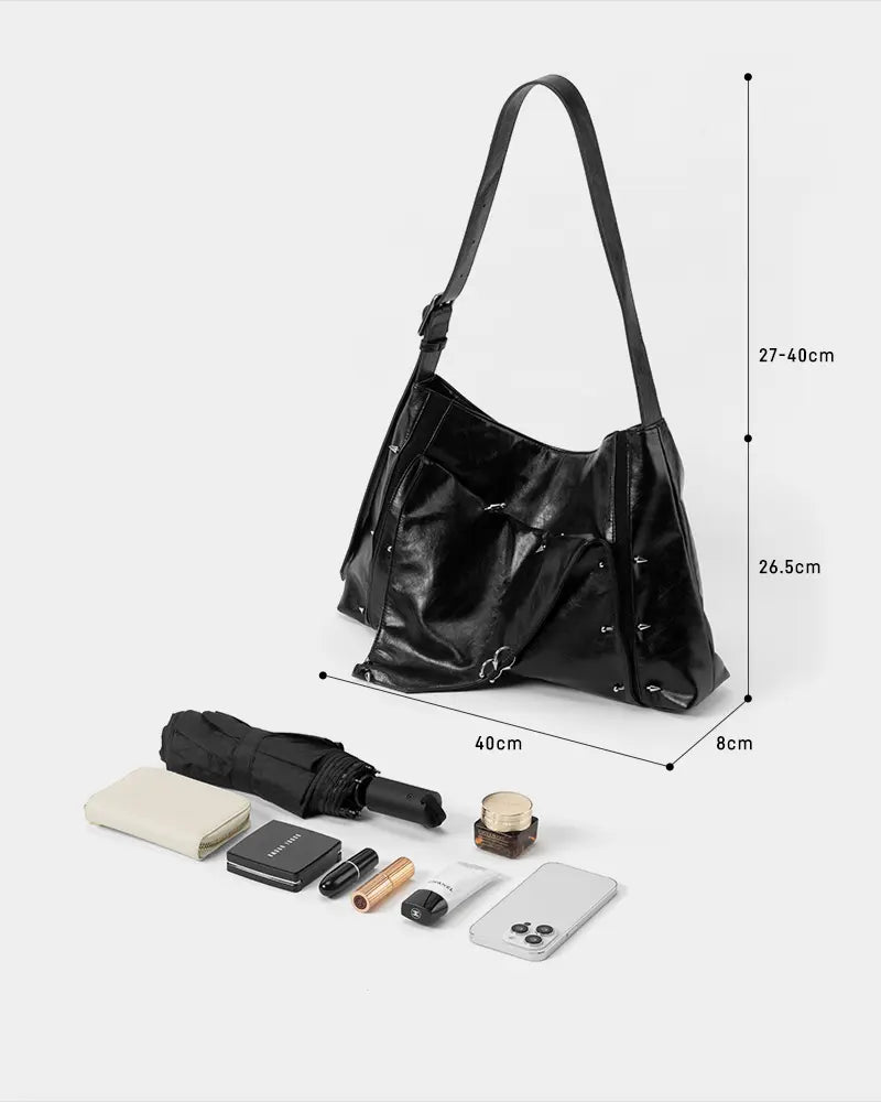 Lace bag with a fold-over flap