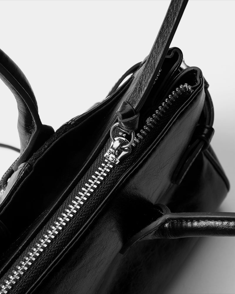 Bound & Redemption Strap Shoulder Bag Black